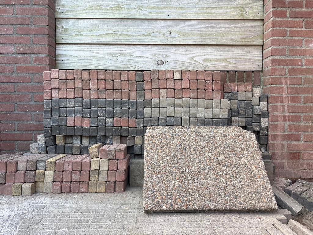 Verschillende tegels en klinkers, Tuin en Terras, Tegels en Klinkers, Ophalen, Gebruikt, Klinkers, Natuursteen