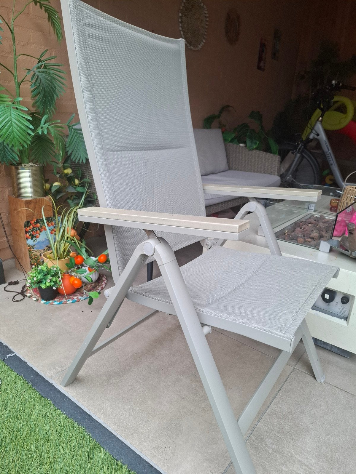 Verstelbaar hoge tuinstoel en inklapbaar, Tuin en Terras, Tuinstoelen, Ophalen, Gebruikt, Textileen, Verstelbaar