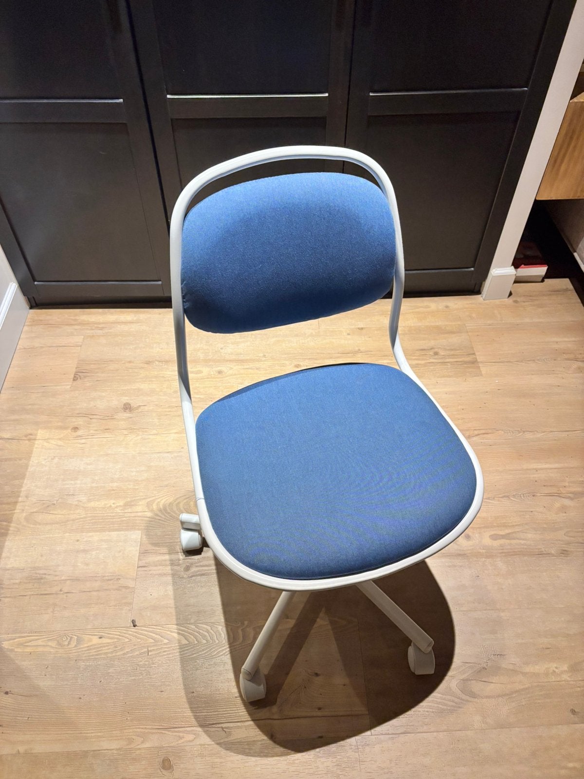 Ikea bureaustoel kind Orfjall blauw burostoel, Ophalen, Blauw, Zo goed als nieuw, Metaal