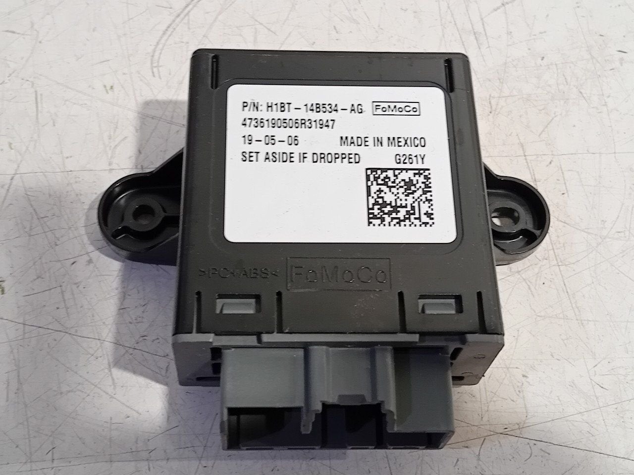 Computer centrale vergrendeling Ford Fiesta, Onderdelen@venauto.nl, Van der Ven Autorecycling B.V., Gebruikt, Ettenseweg 76, 4706 PB Roosendaal, The Netherlands