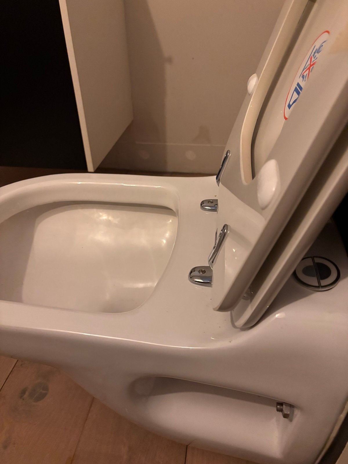 Sanibroyeur Compact Star zwevend toilet - broyeur, Ophalen, Gebruikt, Toilet