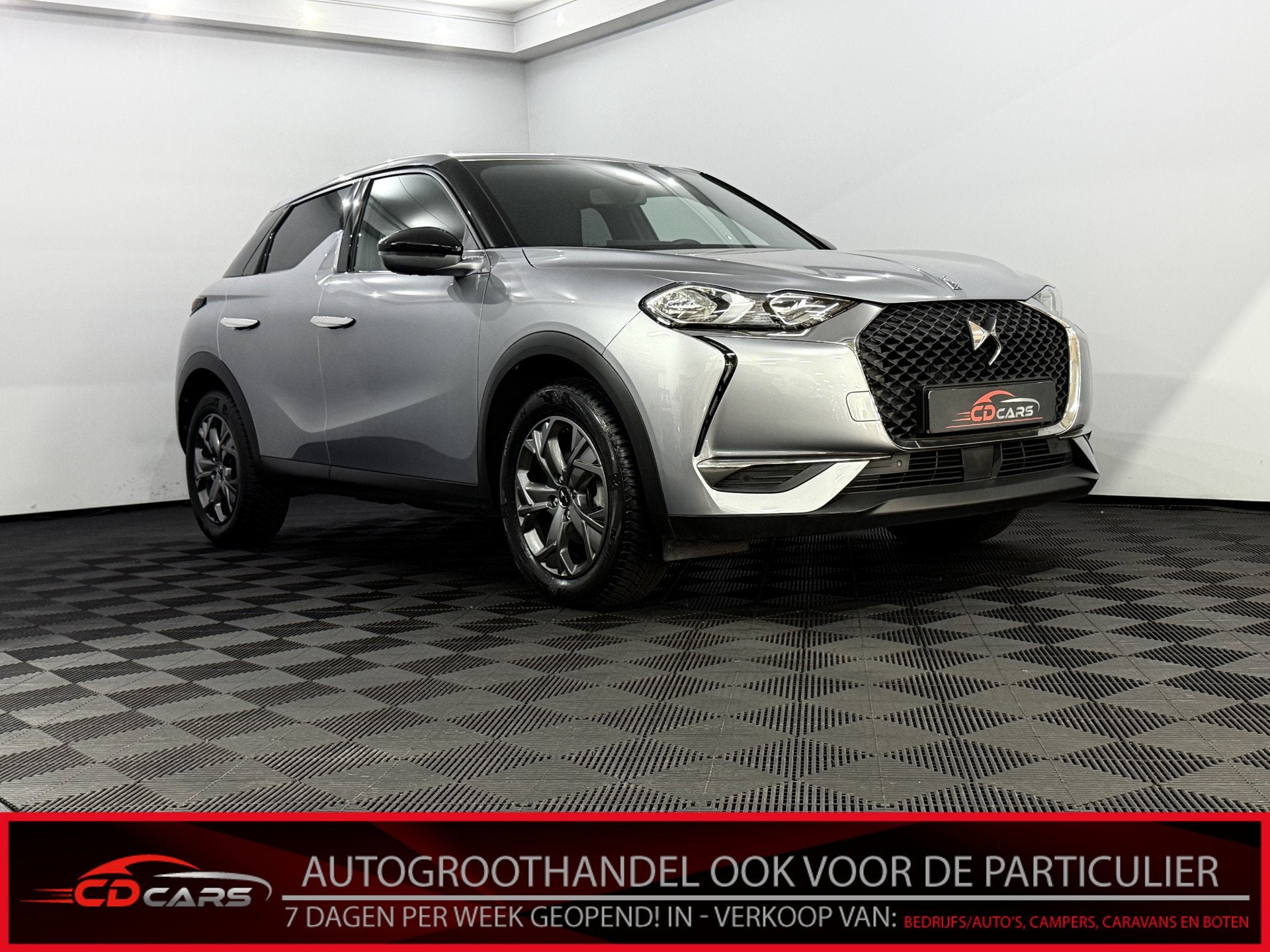 DS DS 3 Crossback 1.2 PureTech Business Camera, Apple carpla, Auto's, Voorwielaandrijving, 101 pk, Euro 6, 1199 cc