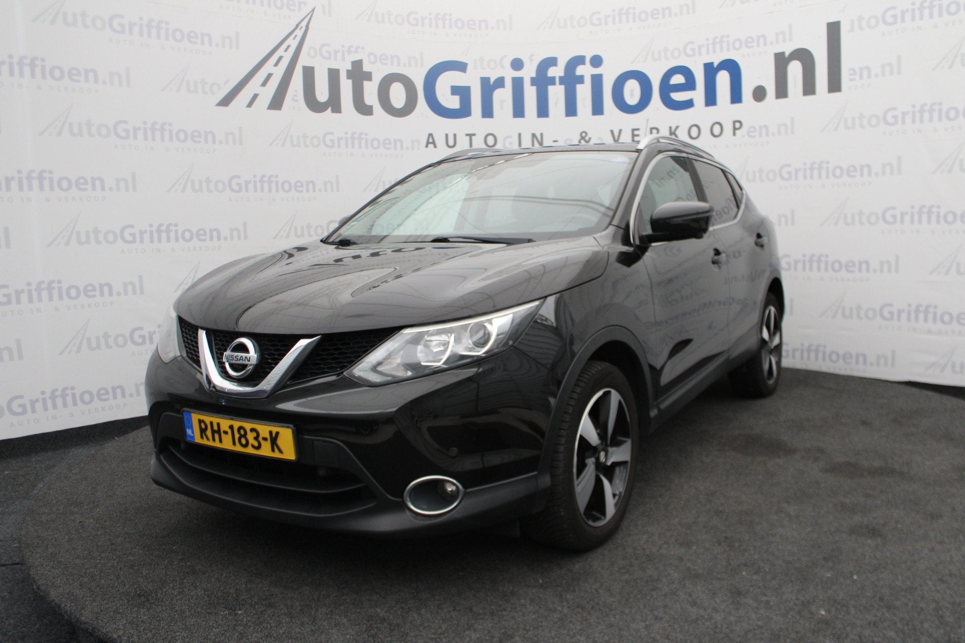 Nissan QASHQAI 1.2 N-Vision nette SUV met pano en groot sche, Auto's, Voorwielaandrijving, Stof, Gebruikt, 4 cilinders