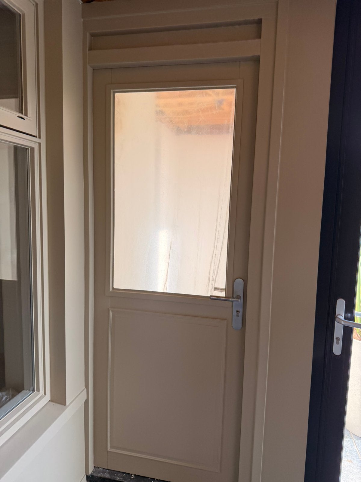 hardhouten buitendeur met kozijn 92  235 cm met glas, Doe-het-zelf en Verbouw, Ophalen, 200 tot 215 cm, Glas, Buitendeur