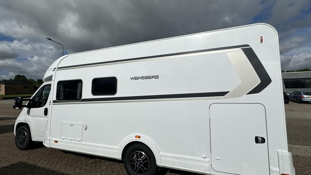 Weinsberg CaraSuite 700 ME 180pk autom.5 pers.Ensuite Bad, Automaat, Weinsberg, ABS, Ringverwarming