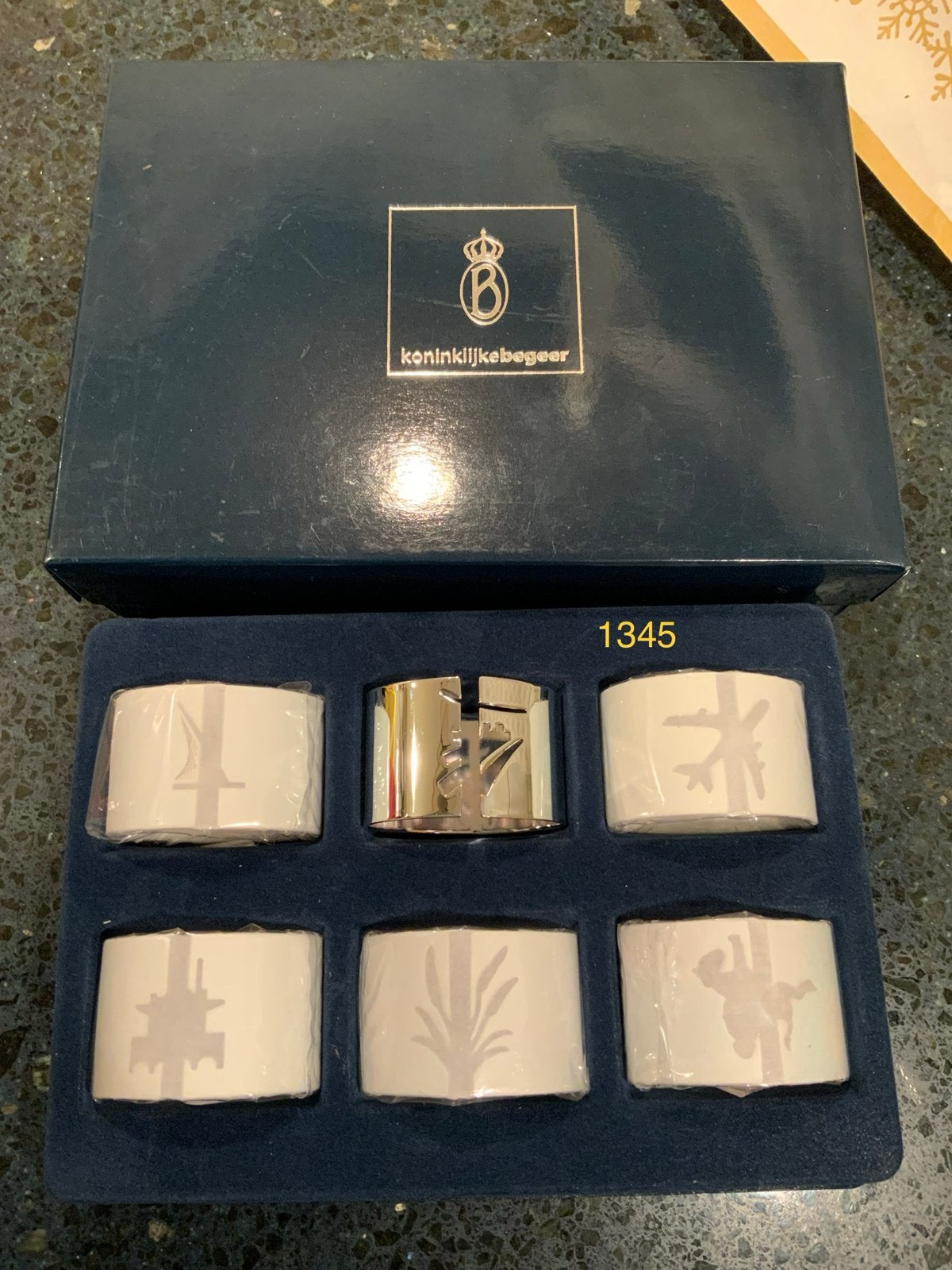 Nieuwe Koninklijke Begeer servetringen set, Ophalen of Verzenden, Metaal, Overige merken, Nieuw