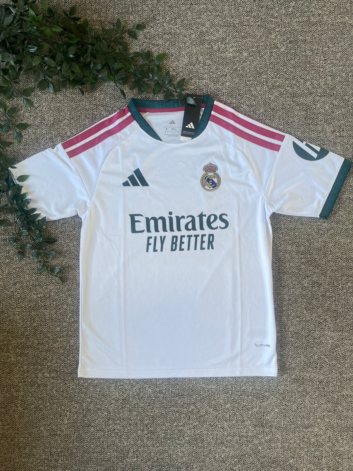Real Madrid 2026/27 uitshirt, Ophalen of Verzenden, Zo goed als nieuw, Shirt
