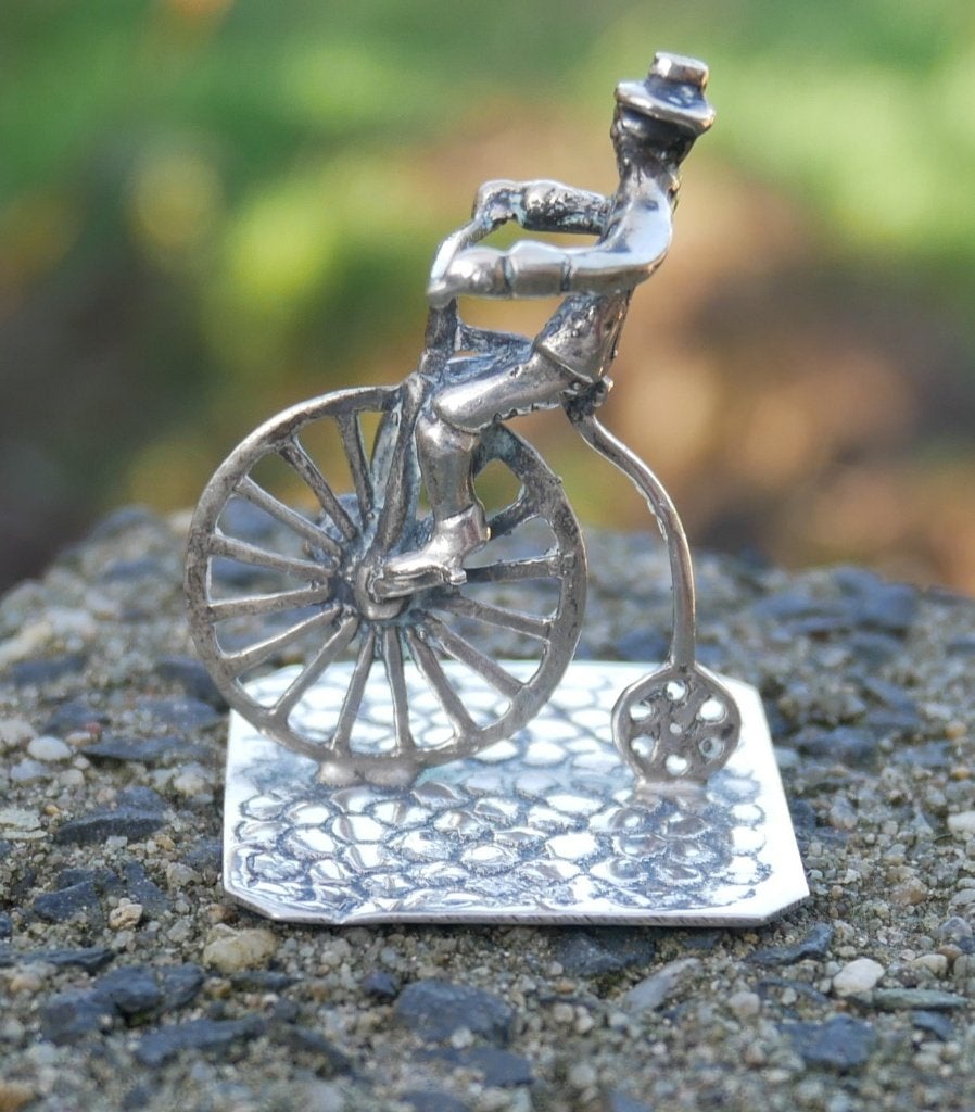 zilveren miniatuur fietser, Ophalen of Verzenden, Zilver