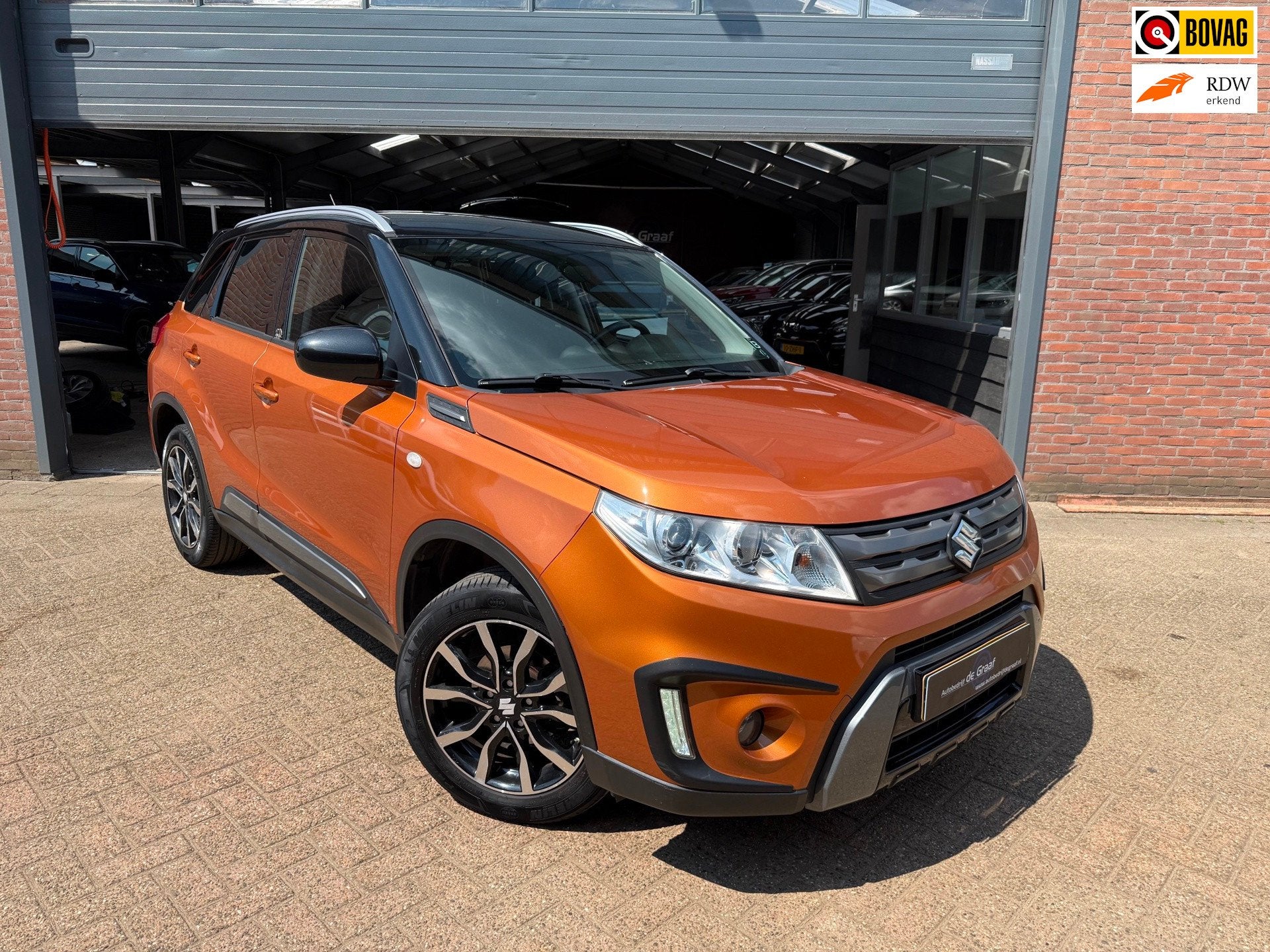 Suzuki Vitara 1.6 Rhino|AUTOMAAT/TRHK/CRUISE/PDC/CAMERA, Auto's, Gebruikt, Euro 6, 1095 kg, 49 €/maand