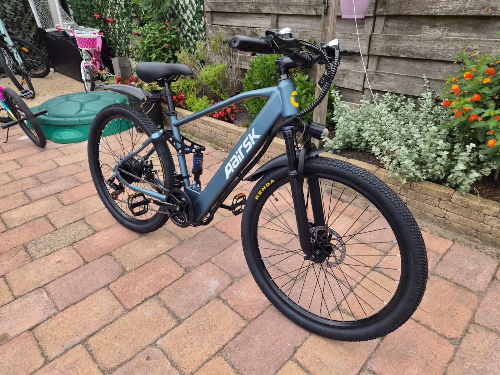 26 inch elektrische fiets - Nieuw en ongebruikt, Fietsen en Brommers, Elektrische fietsen, Ophalen of Verzenden