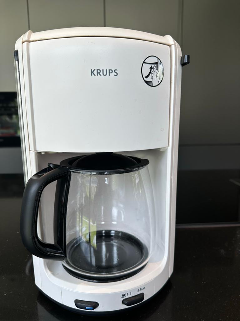 Krups koffiezetapparaat - Wit, Afneembaar waterreservoir, Gebruikt, Koffiemachine, Gemalen koffie