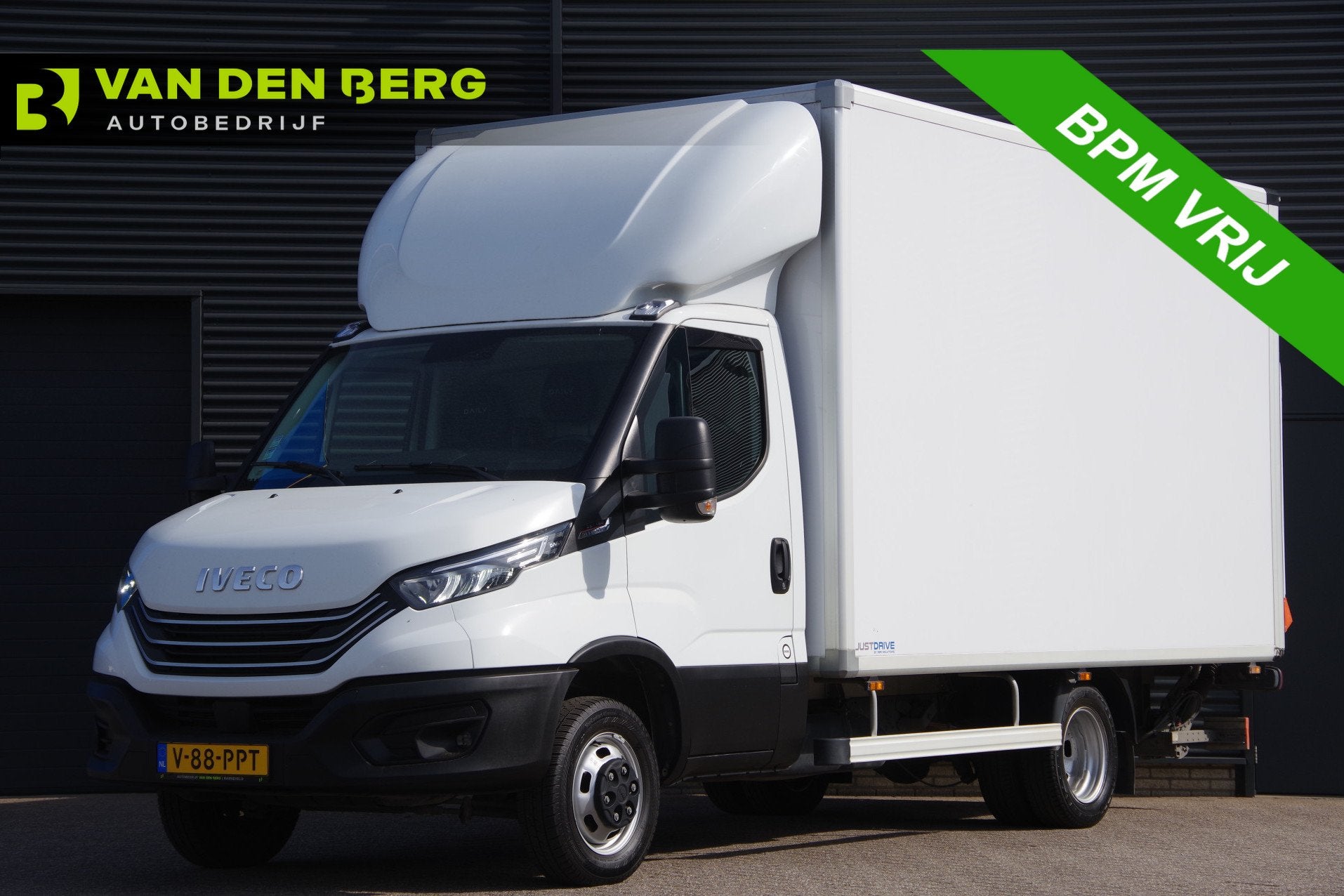 Iveco Daily 35C18 3.0 180PK AUT. N1! DUBBELLUCHT BAKWAGEN, L, Auto's, Automaat, Gebruikt, Euro 6, 4 cilinders