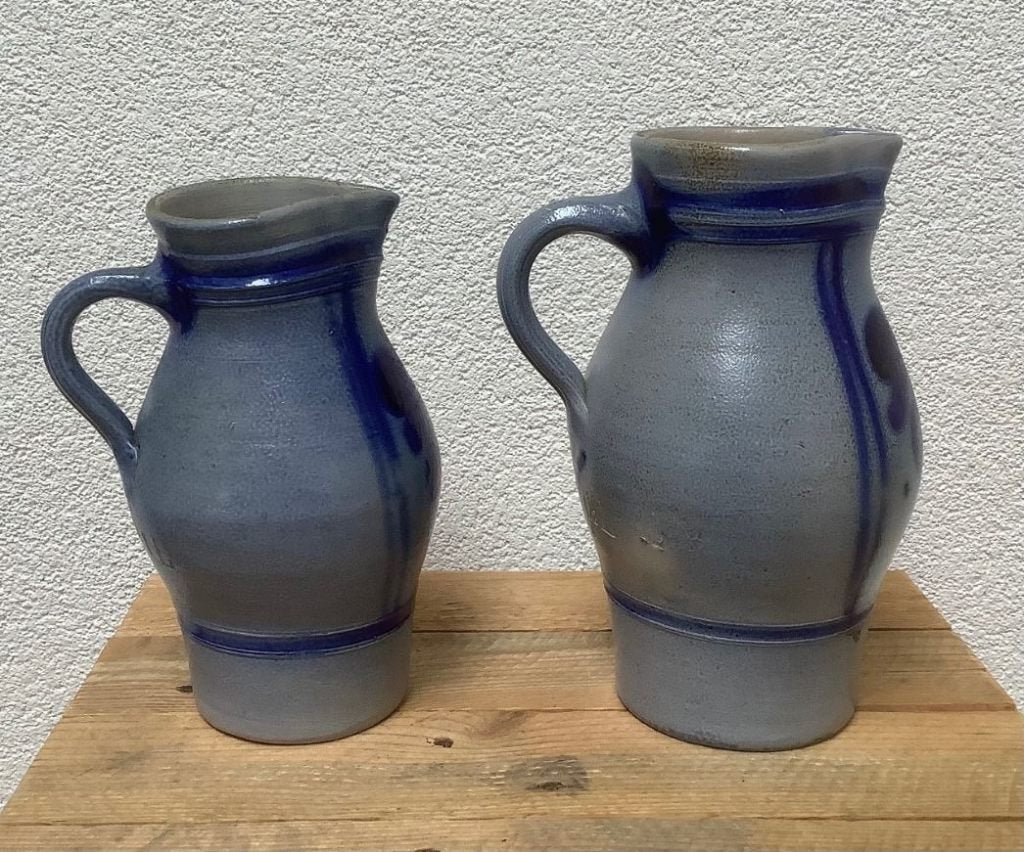 Set van 2 vintage Keulse potten/ kruiken met oor 22 en 24 cm, Ophalen of Verzenden