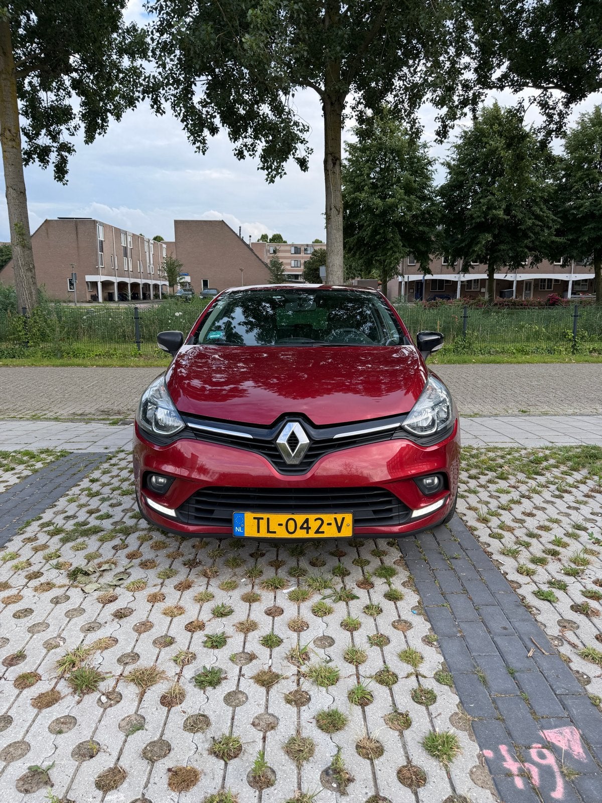 Renault Clio, Auto's, Renault, Bedrijf, Clio, Benzine, B, Hatchback, Handgeschakeld, Origineel Nederlands, Rood, Voorwielaandrijving