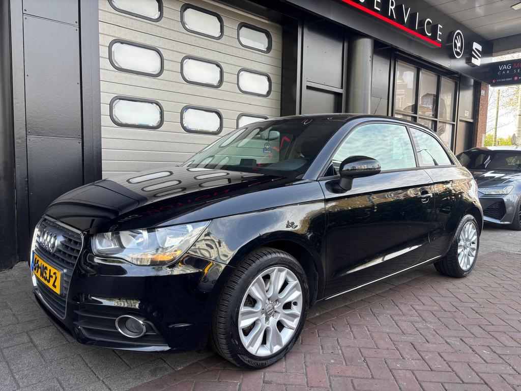 Audi A1 1.4 Tfsi 90KW 2010 Zwart Navi/Cruise, Auto's, Voorwielaandrijving, A1, 4 stoelen, Origineel Nederlands
