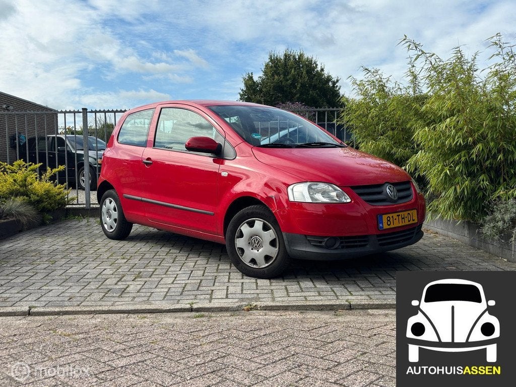 Volkswagen Fox 1.4 Trendline Nieuwe APK!, Auto's, Voorwielaandrijving, 15 km/l, 4 cilinders, 4 stoelen