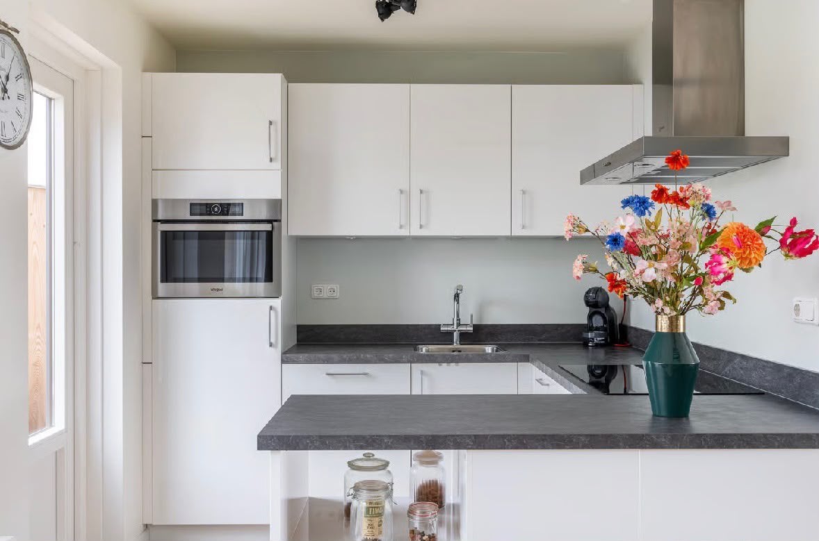 Complete keuken met apparatuur, Huis en Inrichting, Ophalen, Gebruikt, U-keuken, Wit