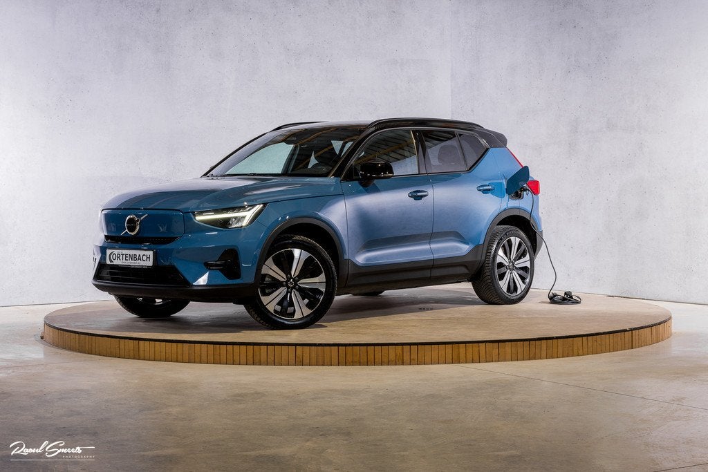 Volvo XC40 Recharge Twin Plus 78 kWh | Adaptieve cruise | Bl, Auto's, Volvo, 12 maanden, Stof, Blauw, Automatische klimaatregeling