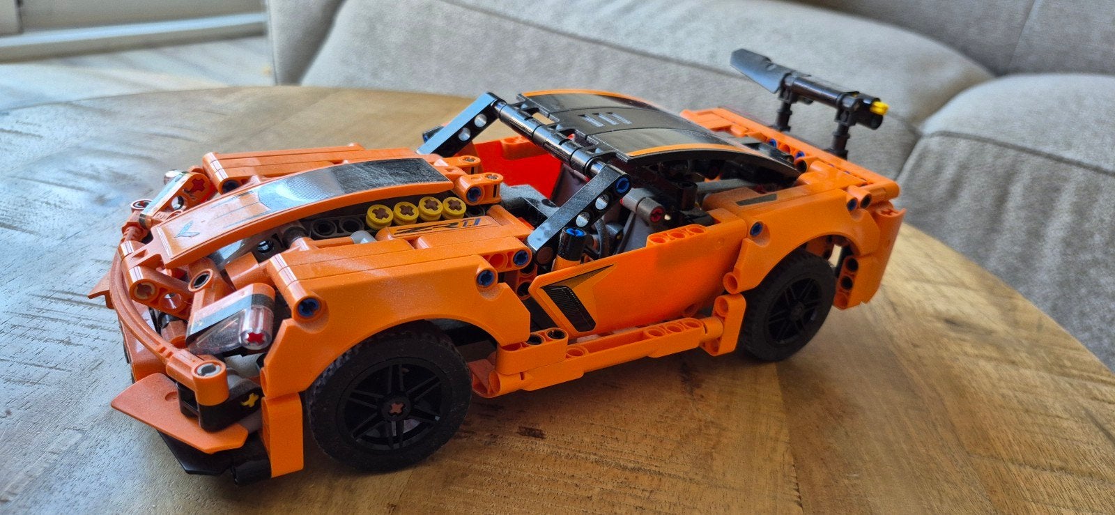 Lego Technic Chevrolet Corvette ZR1 (42093), Ophalen, Zo goed als nieuw