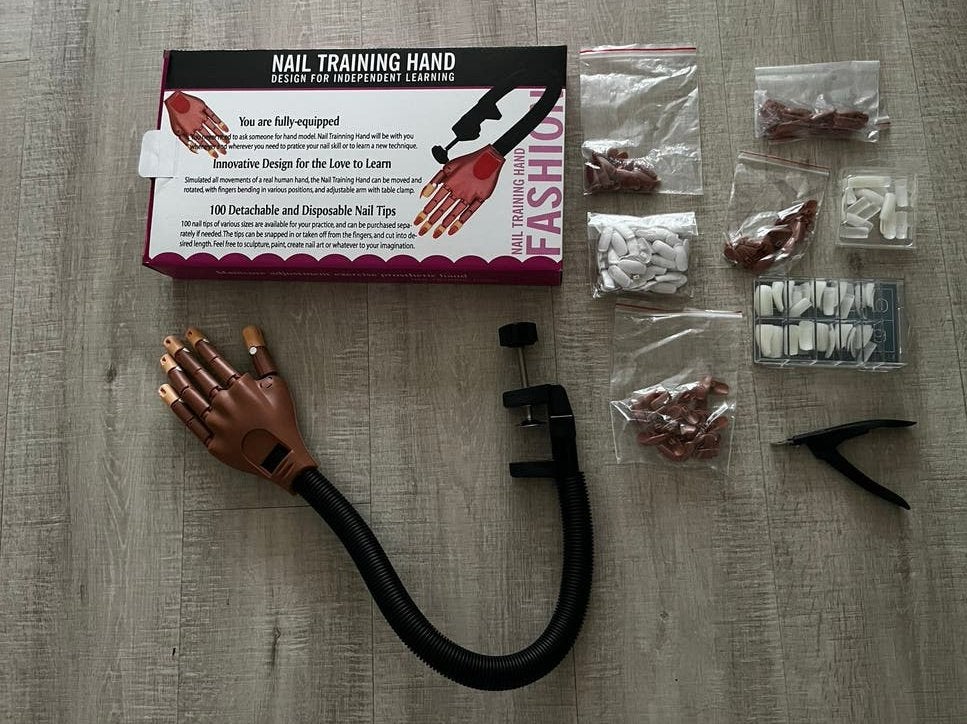 Nail Training Hand met accessoires, Ophalen, Zo goed als nieuw, Overige typen