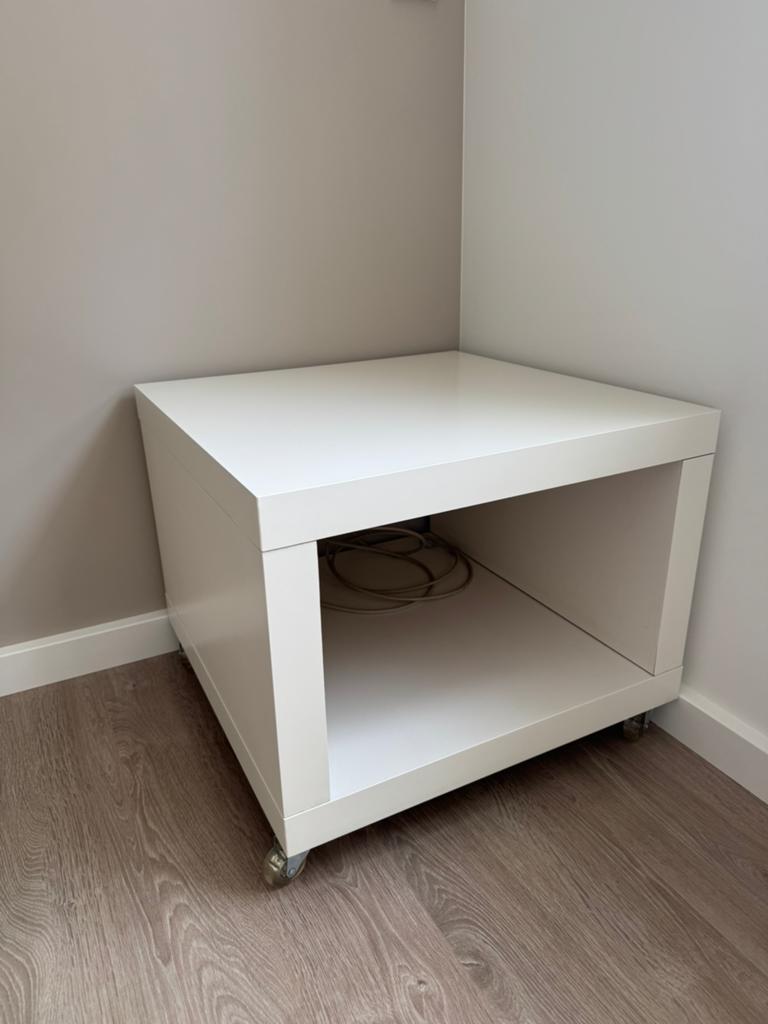 2 leuke salontafels Gratis af te halen!, Huis en Inrichting, Tafels | Salontafels, Ophalen, Zo goed als nieuw, 50 tot 100 cm, Minder dan 50 cm