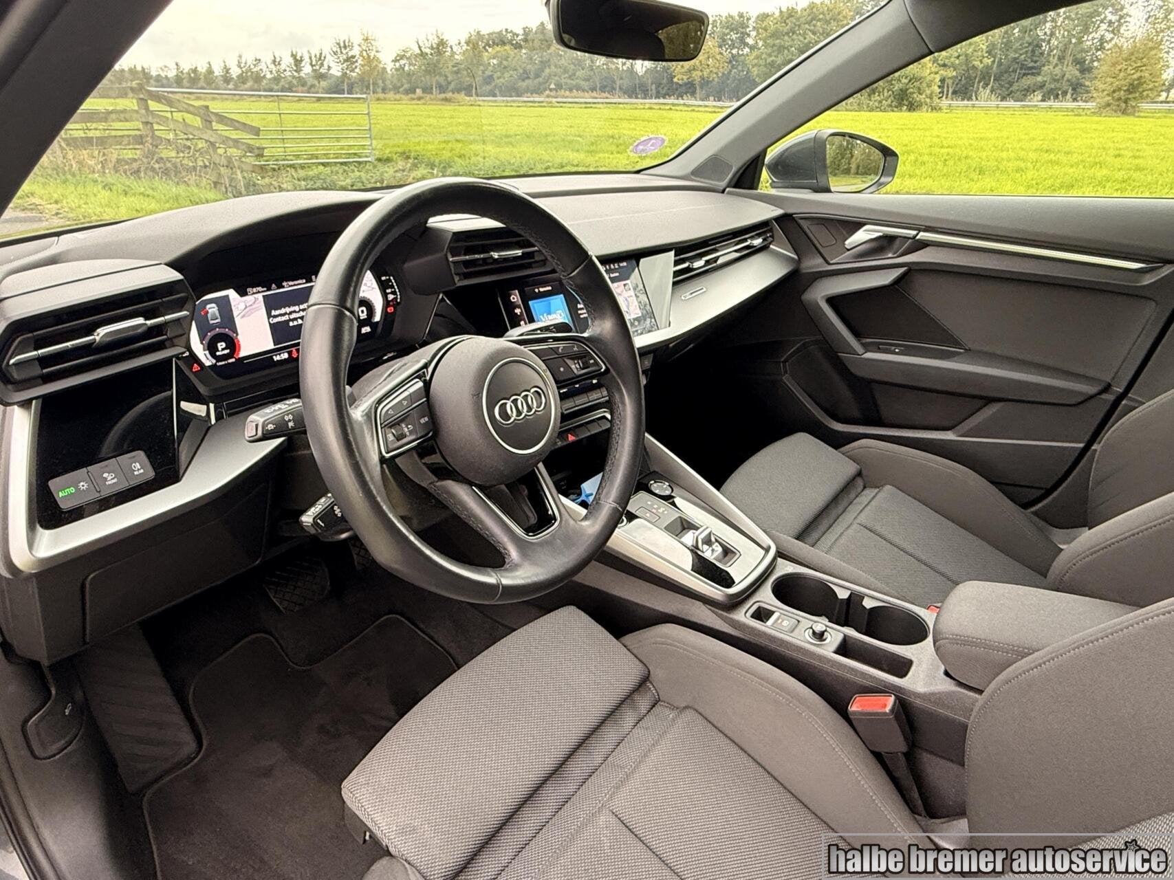 Audi A3 Limousine 30 TFSI Advanced |Matrix LED|PDC|Clima|, Auto's, Verwarmde buitenspiegels, Gebruikt, Origineel Nederlands, Bedrijf