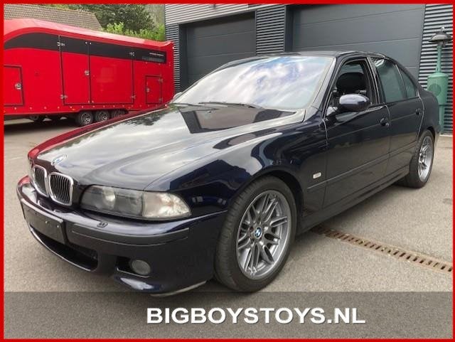BMW M5 E39, Achterwielaandrijving, Zwart, 4 stoelen, Leder