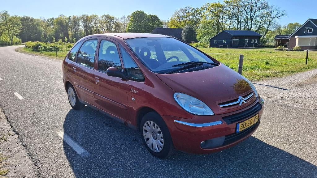 Citroën Xsara 1.8 I 16V Picasso 2006 Rood, Stof, Xsara, 4 cilinders, 1749 cc