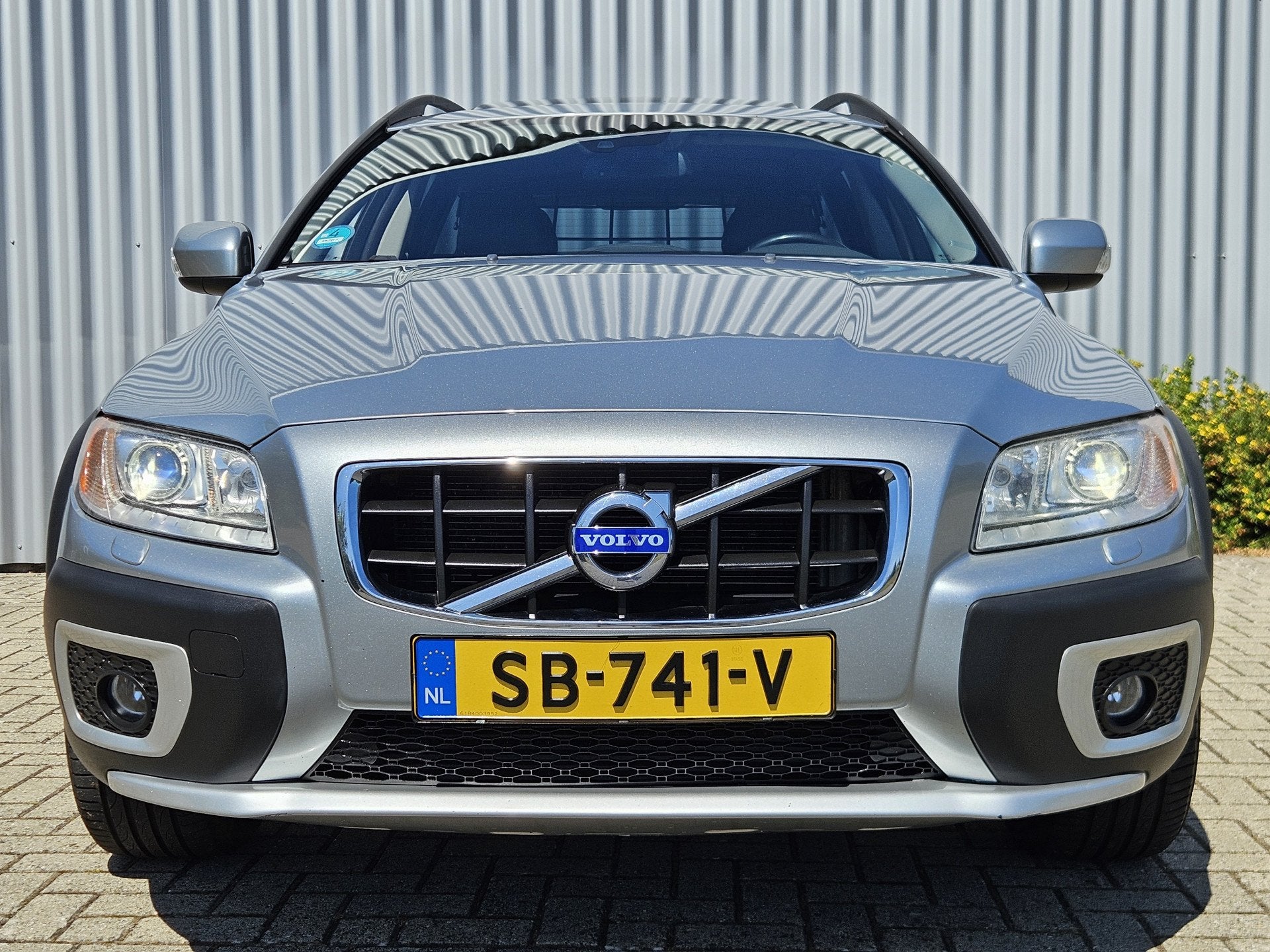 Volvo XC70 2.0 D4 5-Cilinder / Dealer Onderhouden/ Automaat!, Euro 5, 15 km/l, Gebruikt, Zwart