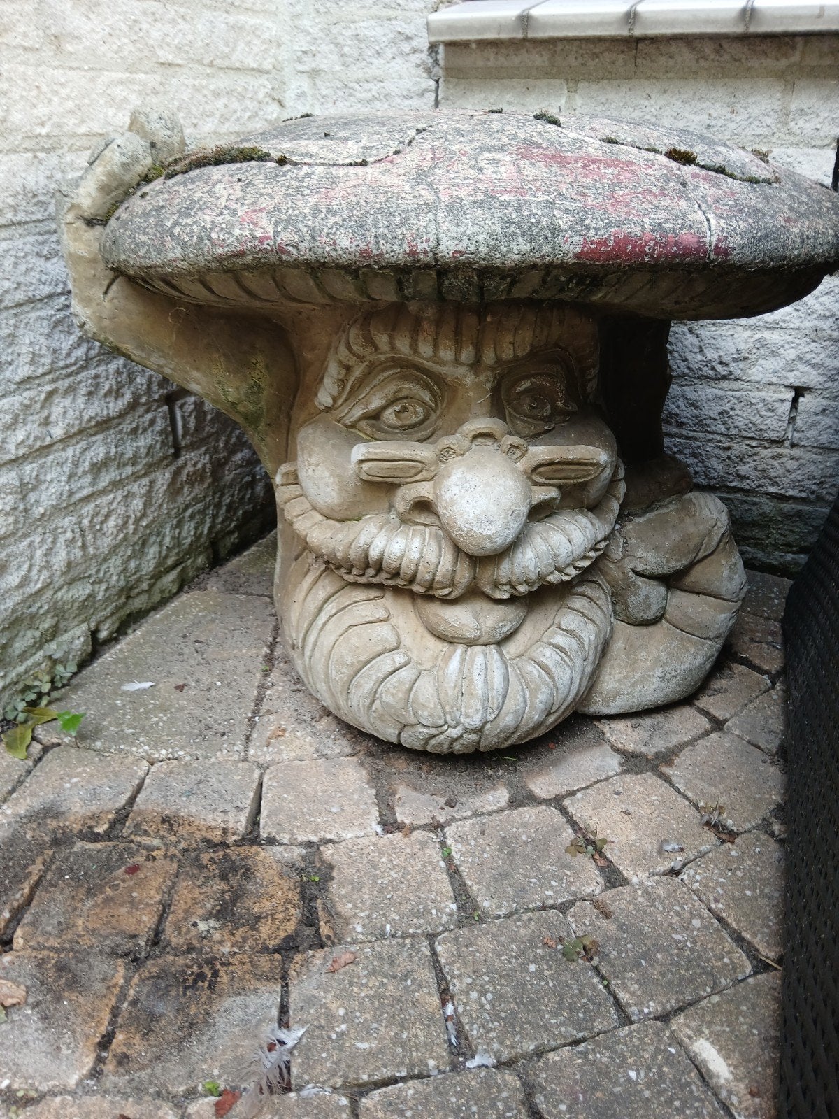 Gratis kabouter parasolvoet twee stuks, Ophalen, Gebruikt, Beton, Tuinkabouter