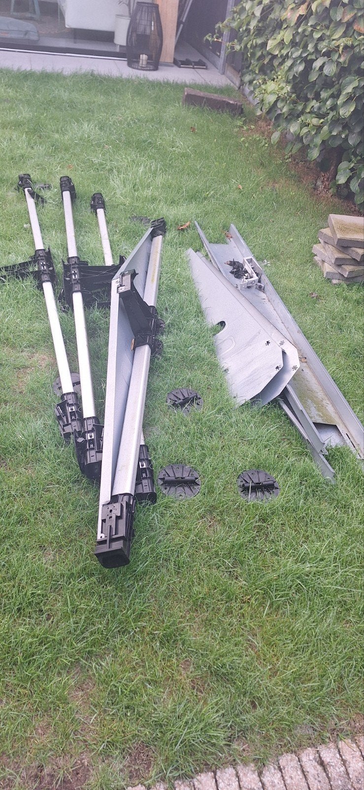 Zonnepaneel montagesysteem plat dak – gebruikt, Ophalen, Gebruikt