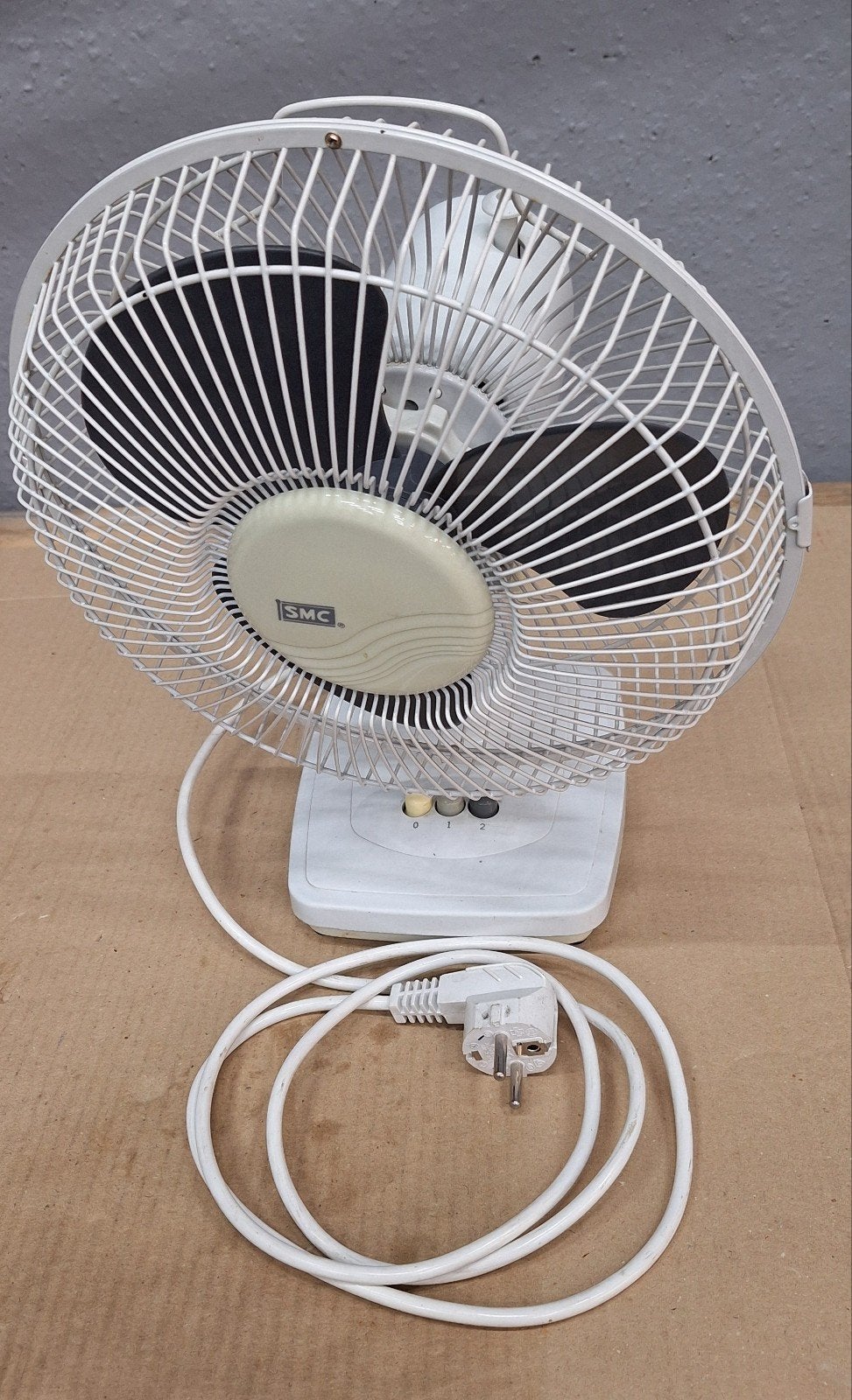 Gebruikte Tafelventilator SMC TSP9 WH - 23cm, 28W, Ophalen of Verzenden, Gebruikt, Tafelventilator