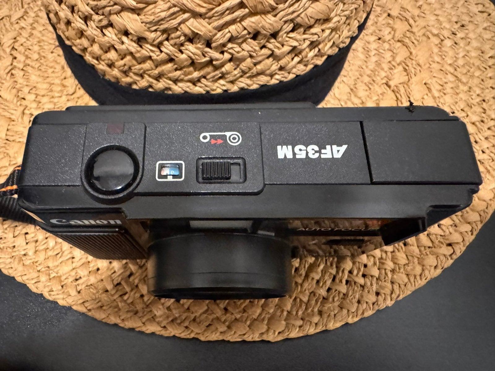 Foto 12 van Te koop: Canon AF35M Autofocus EN Kenko Skylight