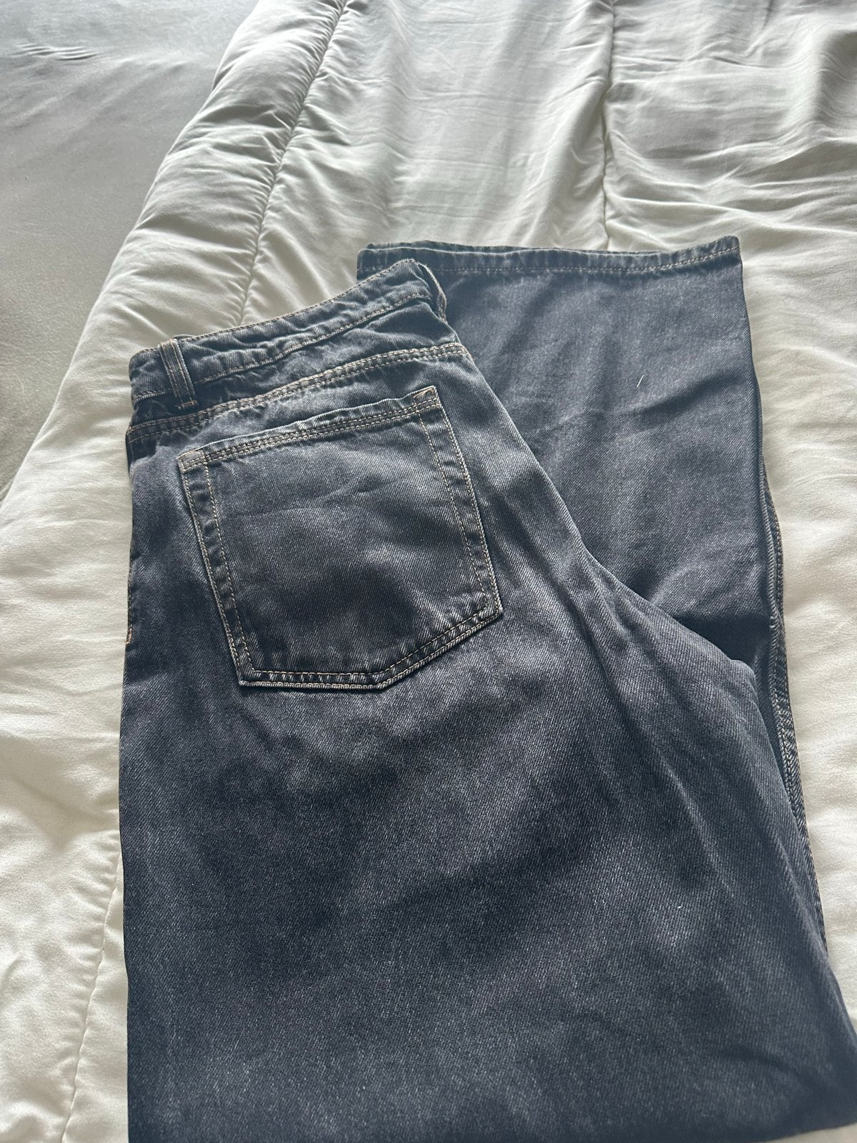 Bershka Zwarte Dames Spijkerbroek Maat 40, Ophalen of Verzenden, Gedragen, Zwart, W30 - W32 (confectie 38/40)