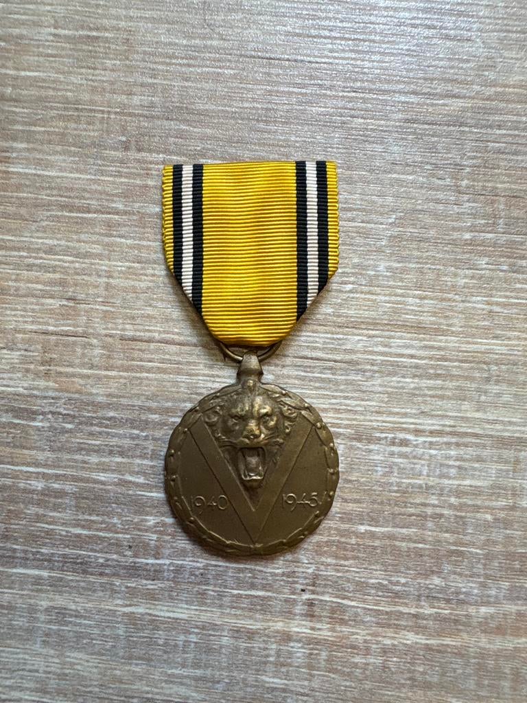 Belgiische Oorlogsherinneringskruis 1940-1945, Ophalen of Verzenden, Overige soorten, Nederland, Lintje, Medaille of Wings