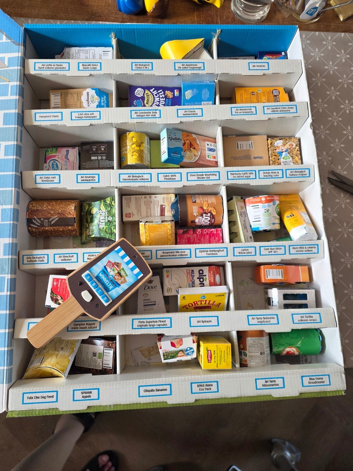 Albert Heijn Miniatuur Supermarkt met 40+ Mini's en scanner, Ophalen of Verzenden, Gebruikt, Jongen of Meisje