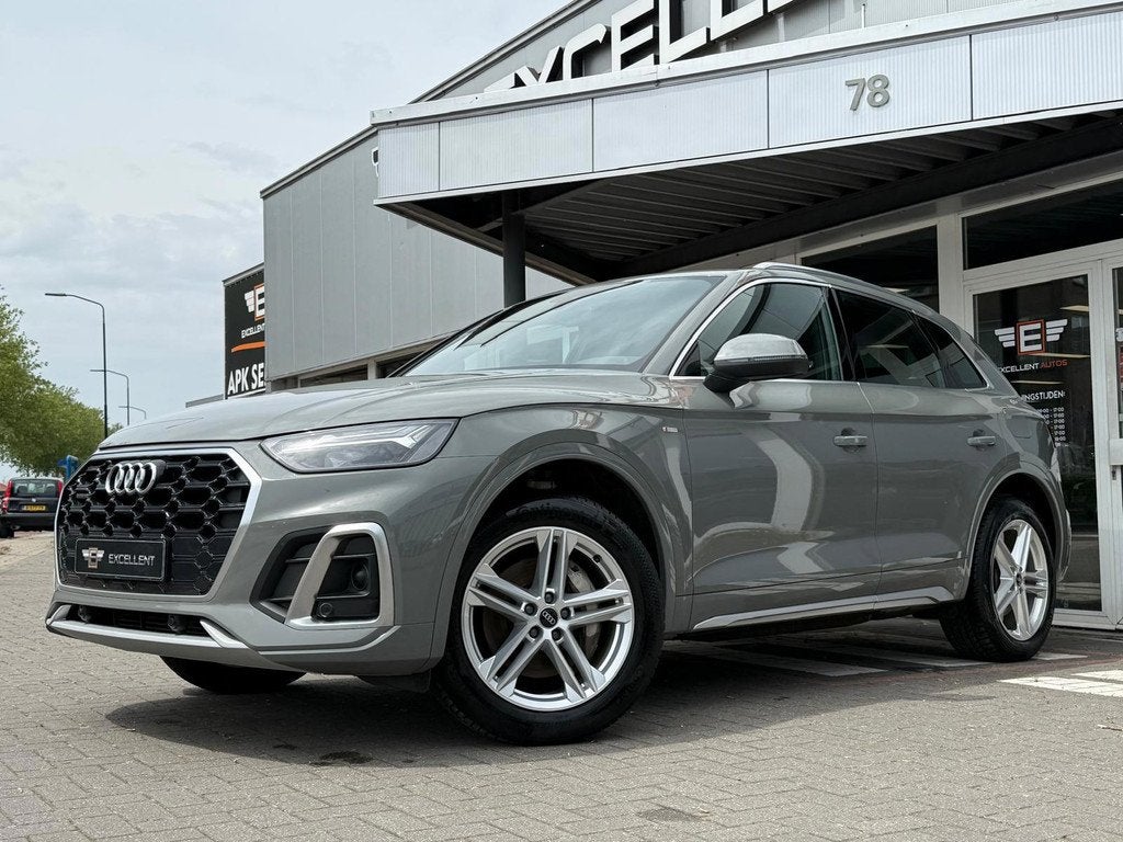 Audi Q5 50 TFSI e S edition | S Line | Keyless, Auto's, Audi, Automaat, Gebruikt, Zwart, 4 cilinders