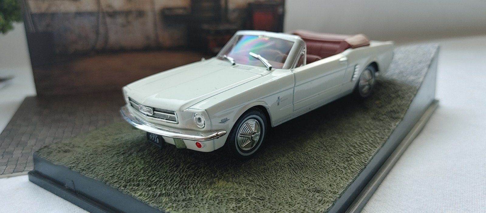 James bond collectie 1:43 ford mustang, Verzenden, Zo goed als nieuw, Auto, Overige merken