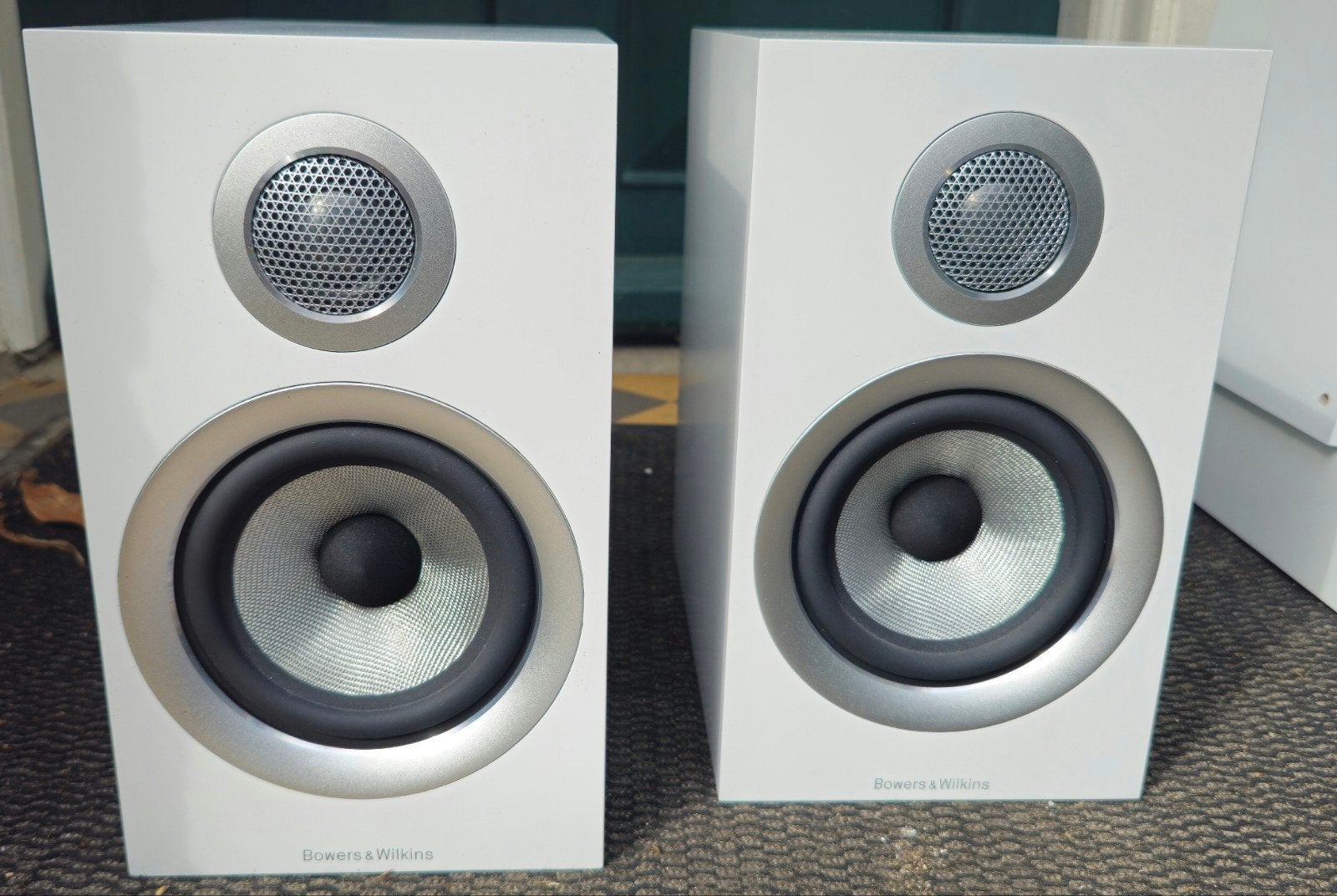 B&W 707S2 white continuum woofer carbon tweeter, nieuwstaat, Audio, Tv en Foto, Luidsprekers, B&W, Ophalen of Verzenden, Zo goed als nieuw