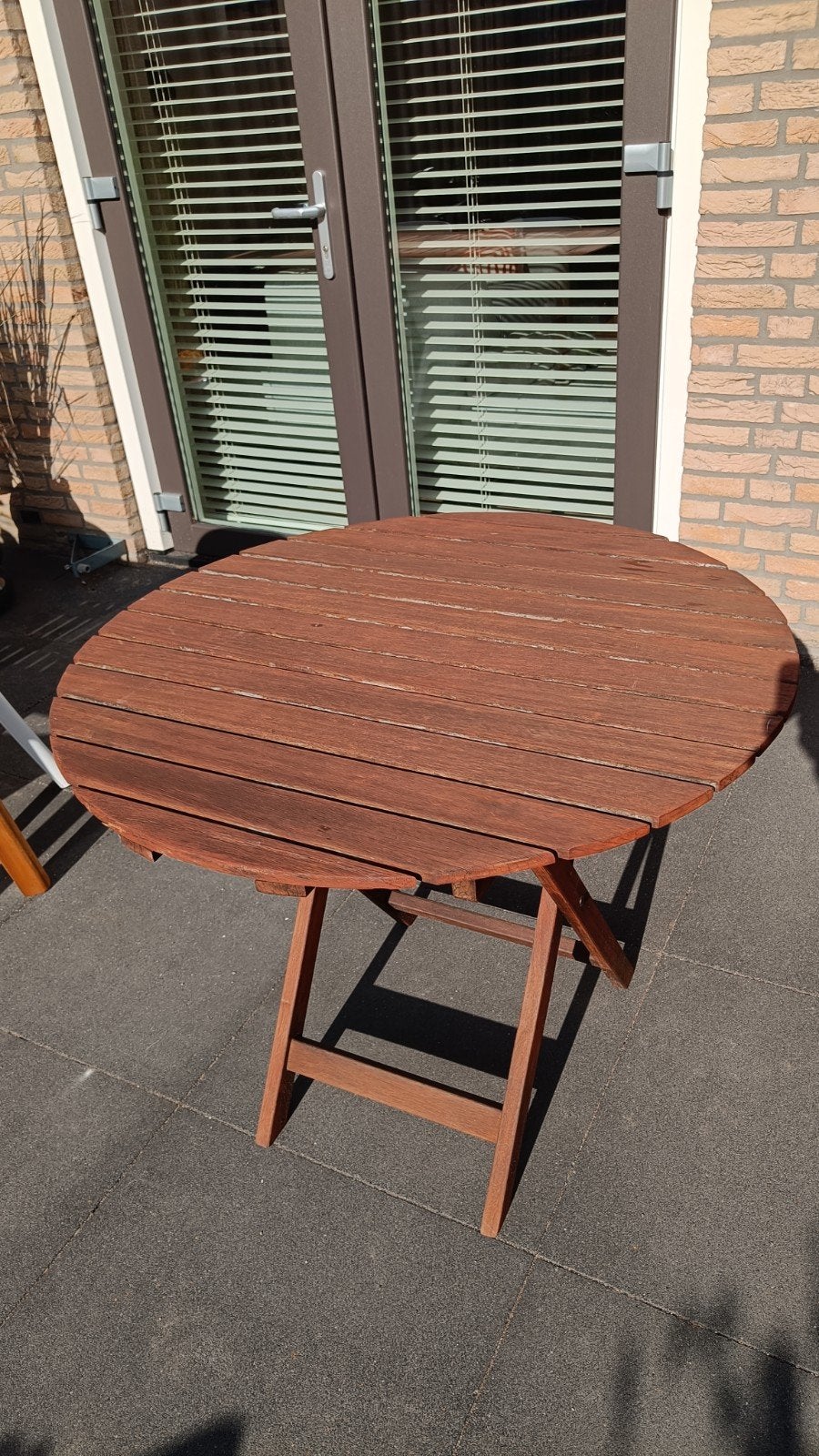 Ronde houten tuintafel - inklapbaar (90cm diameter), Ophalen of Verzenden, Gebruikt, Rond, Hout