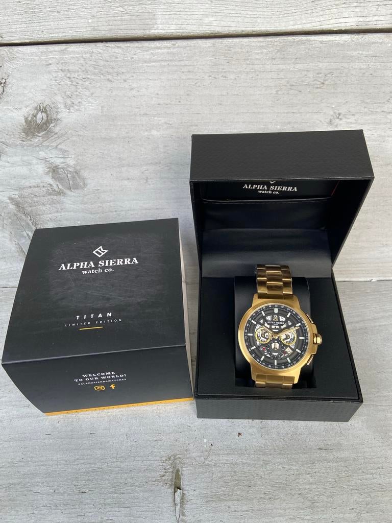 Alpha Sierra Titan Limited Edition Seiko Quartz Horloge, Ophalen of Verzenden, Zo goed als nieuw