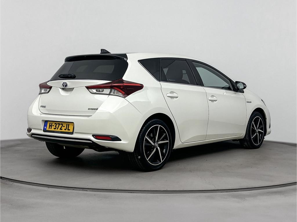 Toyota Auris 1.8 Hybrid Black Edition | Navigatie | Cruise C, Auto's, Toyota, 12 maanden, 136 pk, Gebruikt, 4 cilinders