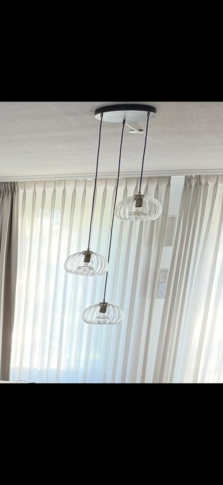 Moderne hanglamp met 3 glazen kappen - Zo goed als nieuw, Ophalen, Zo goed als nieuw, Glas