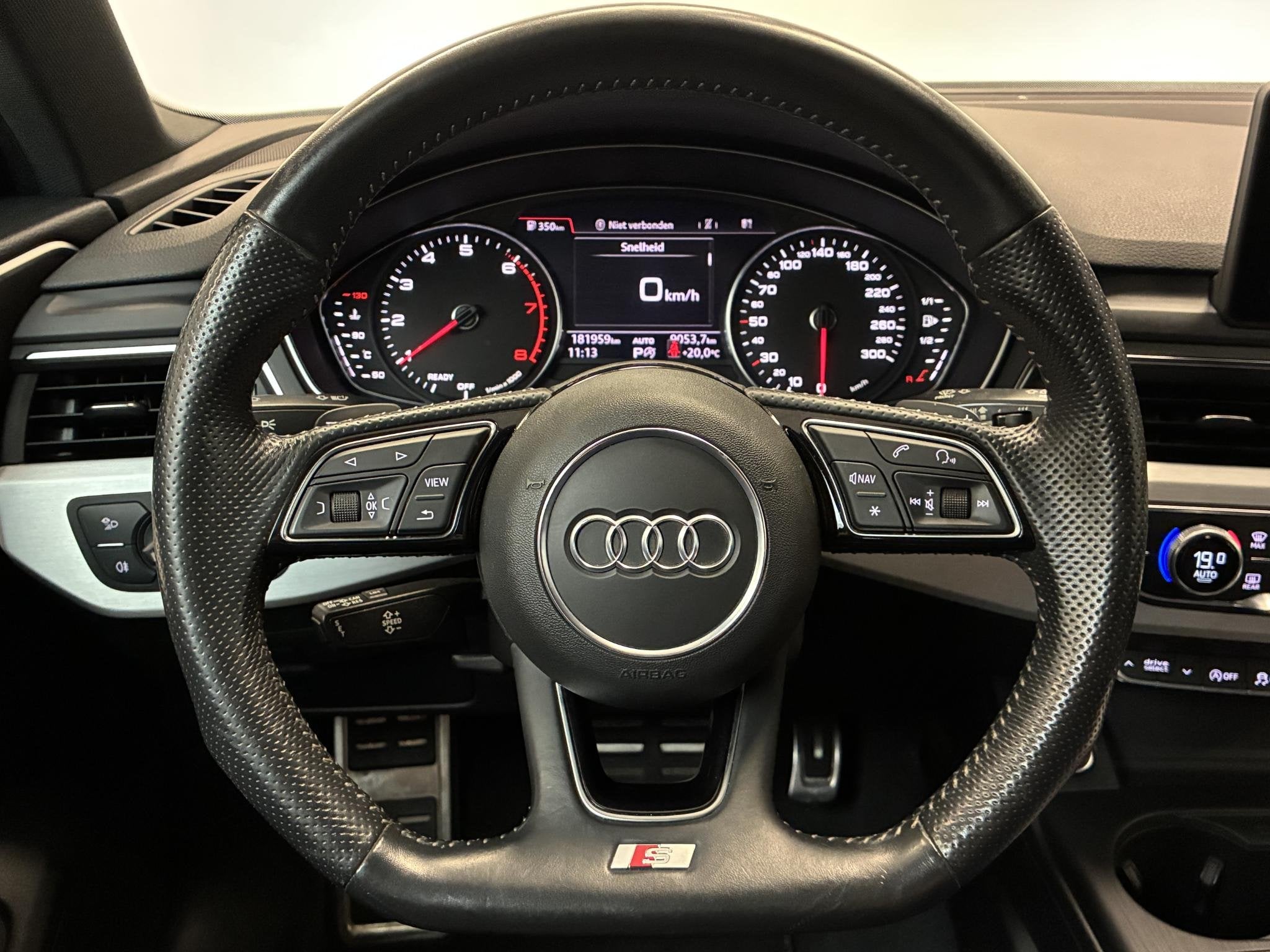 Audi A4 Avant 1.4 TFSI S line edition | TREKHAAK | PDC | ORG, Gebruikt, 4 cilinders, Zwart, Origineel Nederlands