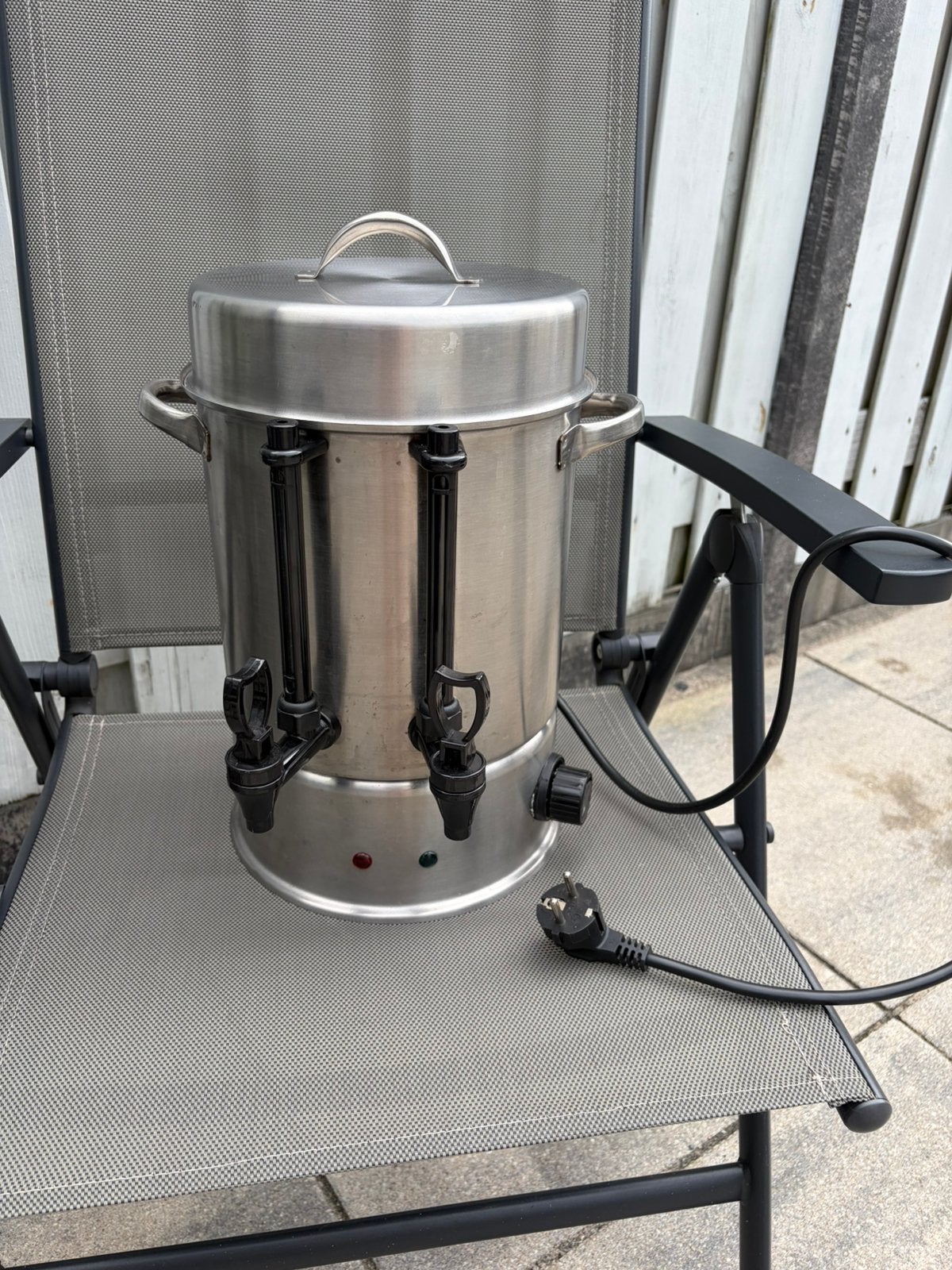 Heet water en thee machine, Ophalen, Gebruikt