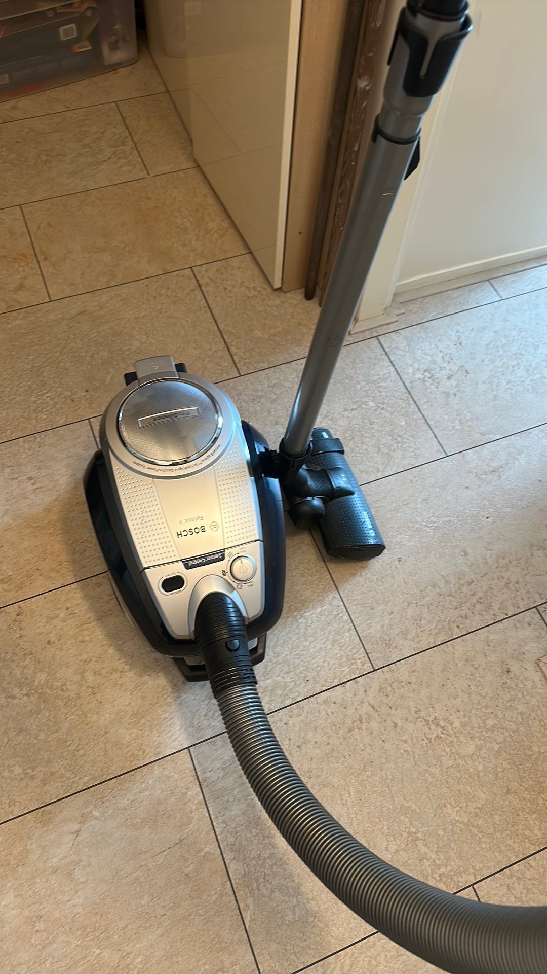 Bosch Relaxx'x ProSilence zakloze stofzuiger, Ophalen, Gebruikt