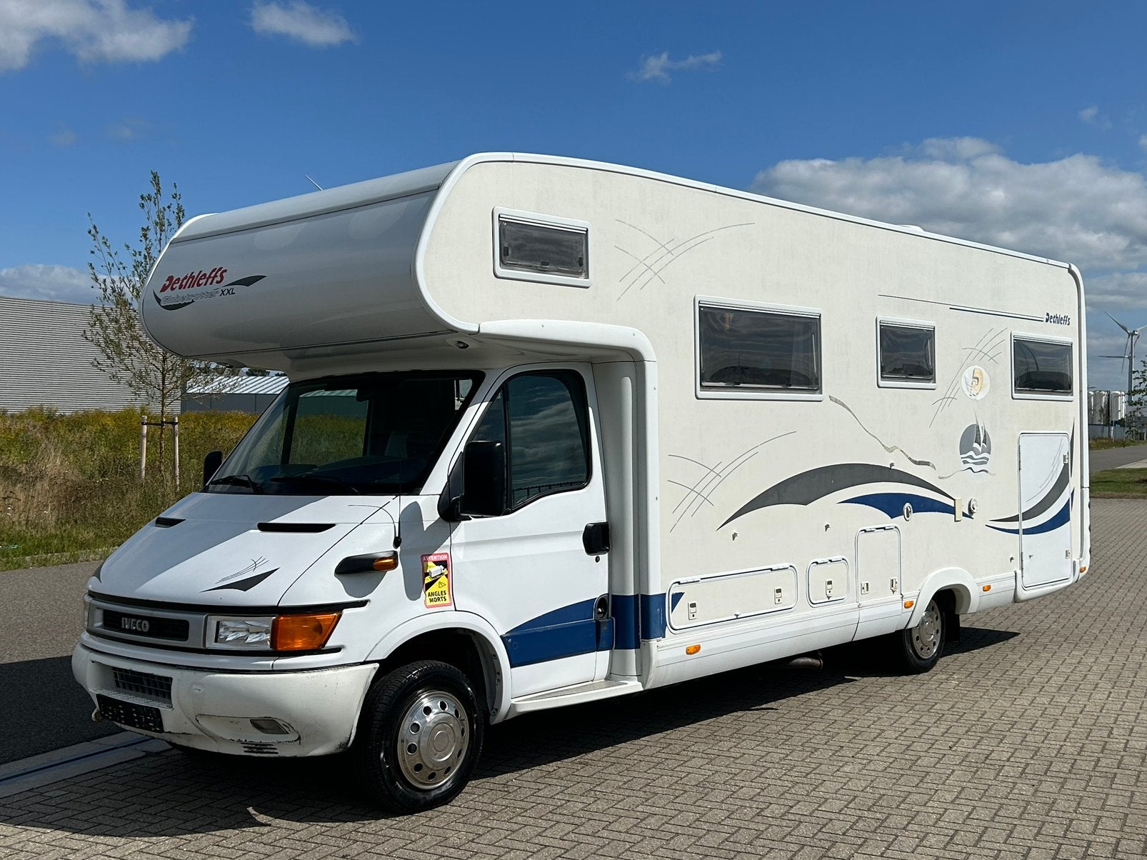 Dethleffs A8000 Globetrotter XXL 2X Airco 2004 Iveco 145 pk, Alkoof, Vloeistofverwarming, Bedrijf, Luifel