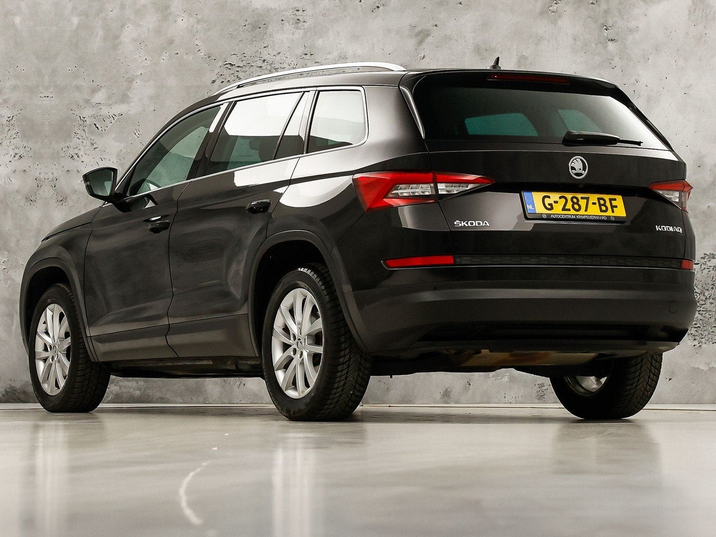 Skoda Kodiaq 1.5 TSI Sport 150Pk Automaat (VIRTUAL COCKPIT,, Auto's, 12 maanden, 4 cilinders, Leder en Stof, Zwart