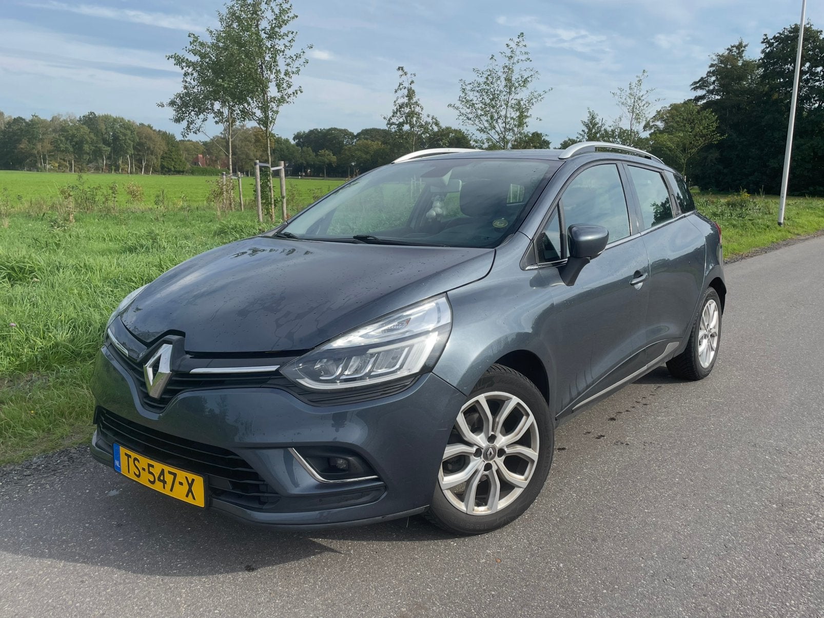 Renault Clio 0.9 TCE Estate 2018 Climate, Keyless, Halfleder, Auto's, Voorwielaandrijving, 1063 kg, Leder en Stof, Origineel Nederlands
