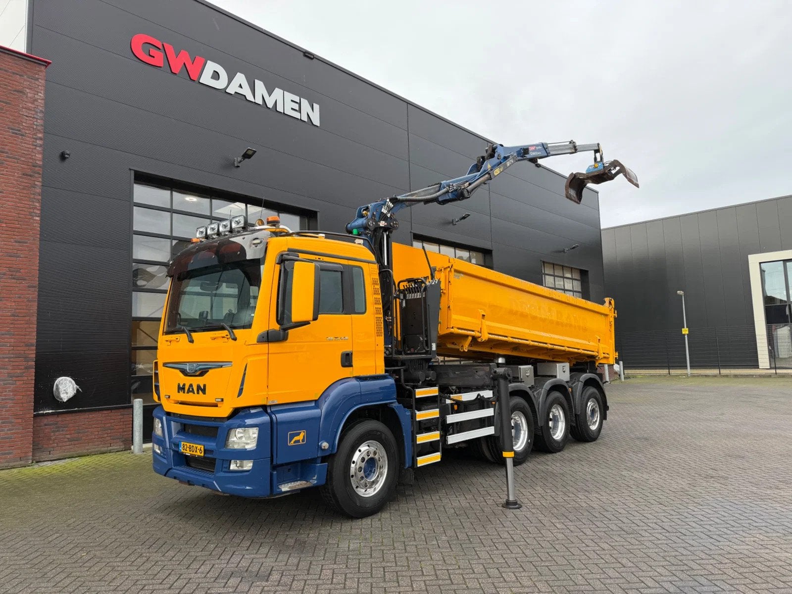 MAN TGS 35.440 8x4 Tridem Kipper/ Z-Kraan Euro 6 (bj 2014), Automaat, Euro 6, MAN, Geel